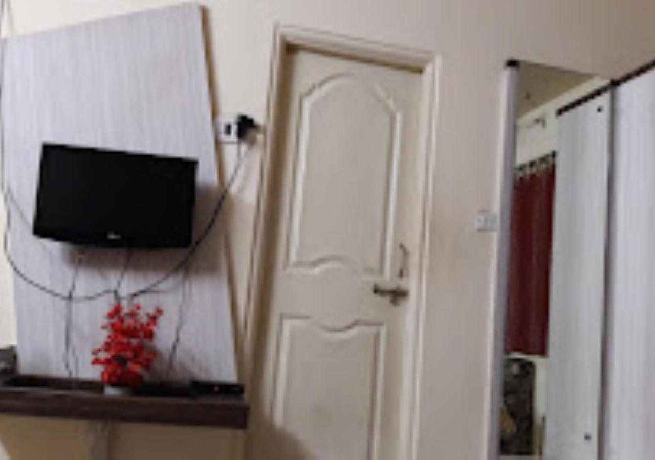 Hotel Mayur Restaurant Chandrapur Dış mekan fotoğraf