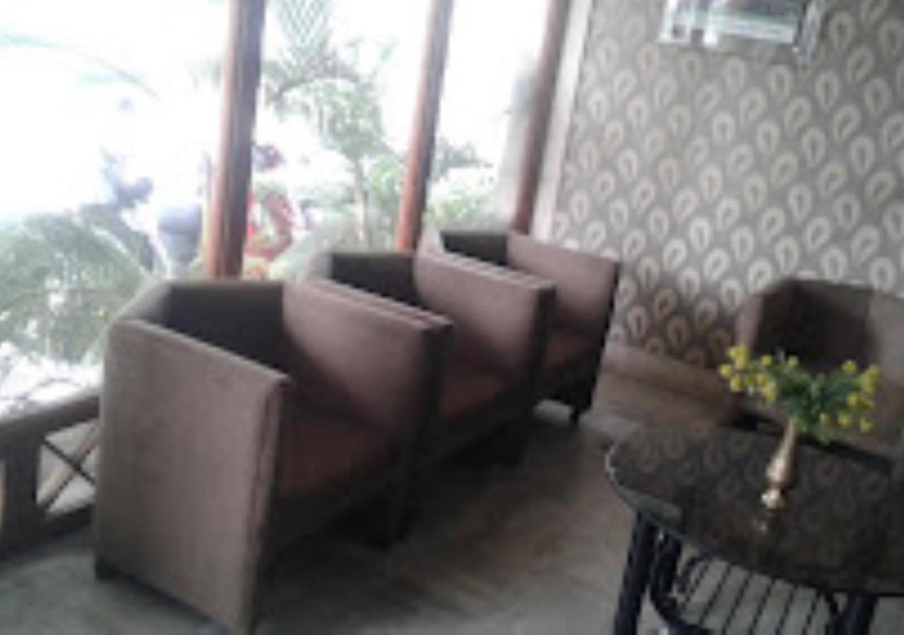Hotel Mayur Restaurant Chandrapur Dış mekan fotoğraf