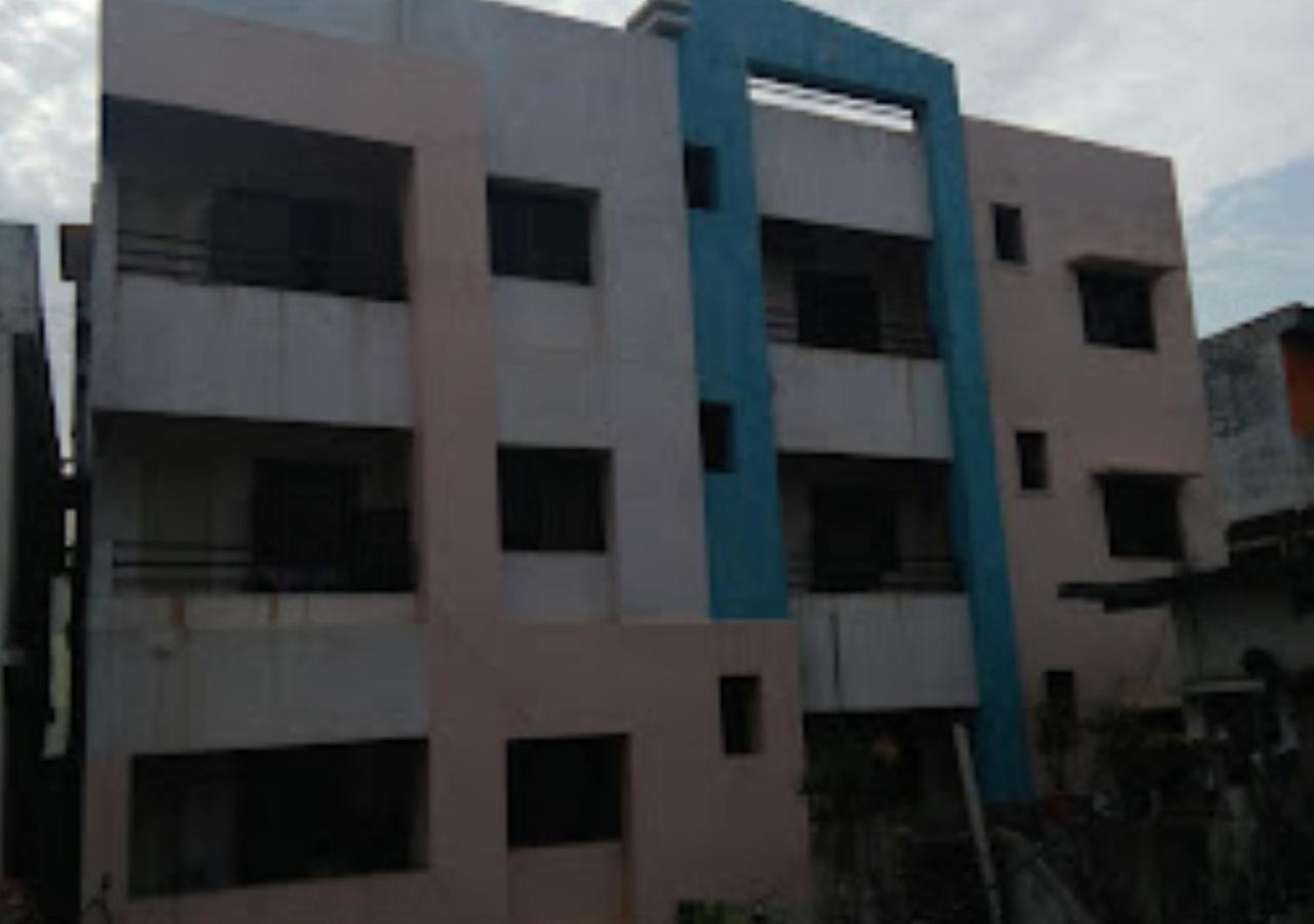 Hotel Mayur Restaurant Chandrapur Dış mekan fotoğraf